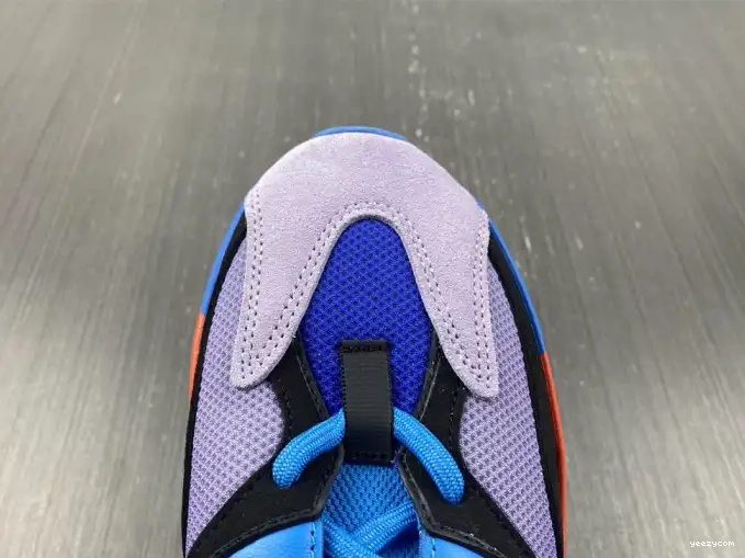 YEEZY HI-RES HP6674 700 BOOST BLUE ADIDAS 0510